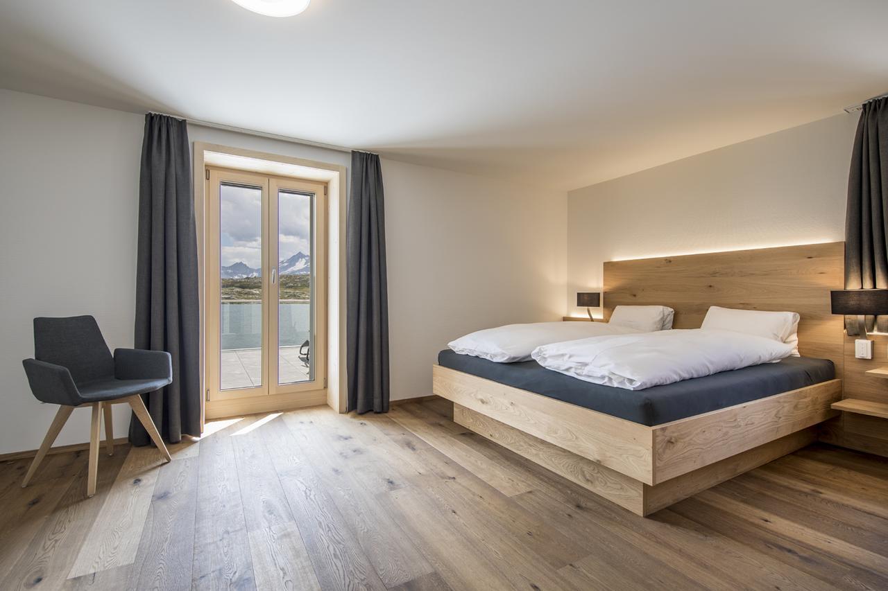 Hotel Grimsel Passhoehe โอเบอร์วัลด์ ภายนอก รูปภาพ