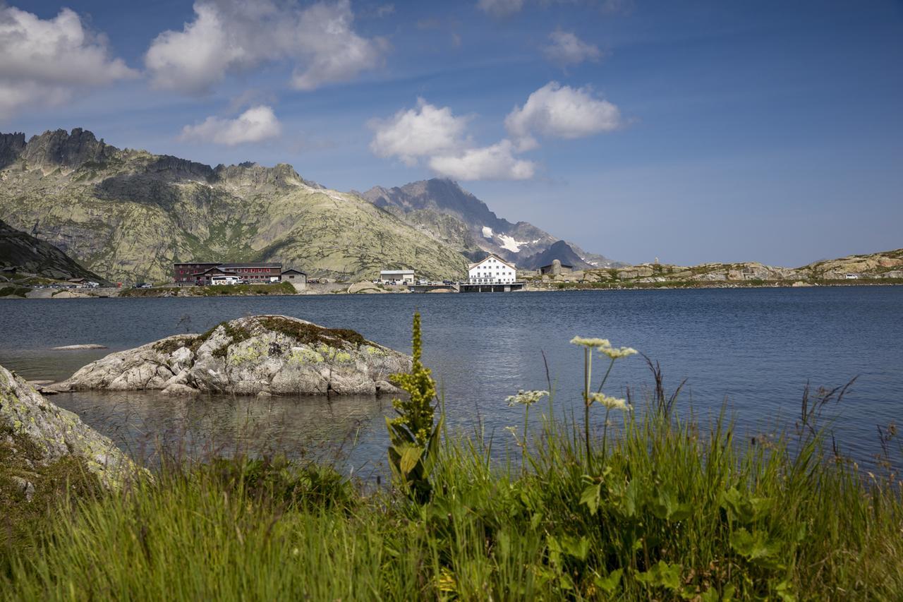Hotel Grimsel Passhoehe โอเบอร์วัลด์ ภายนอก รูปภาพ