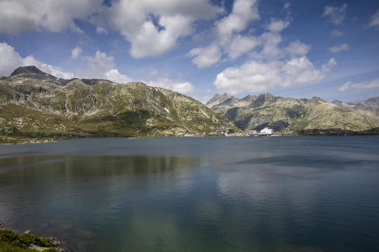 Hotel Grimsel Passhoehe โอเบอร์วัลด์ ภายนอก รูปภาพ