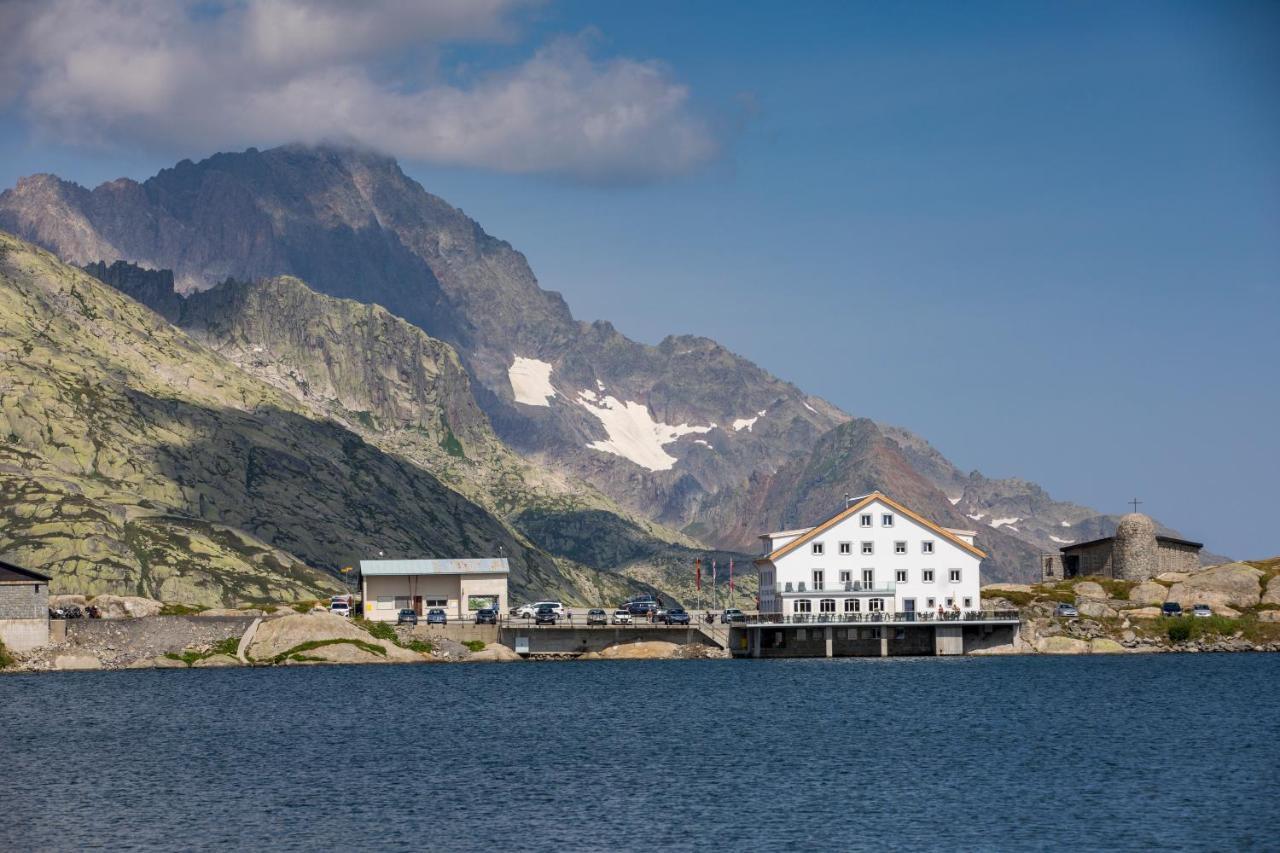 Hotel Grimsel Passhoehe โอเบอร์วัลด์ ภายนอก รูปภาพ